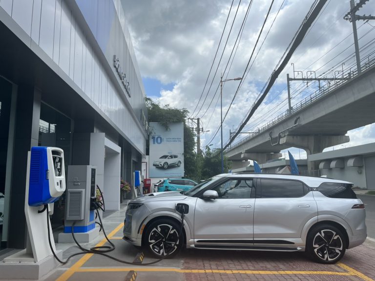 Thông báo điều chỉnh chi phí sạc xe điện tại các trạm sạc công cộng VinFast