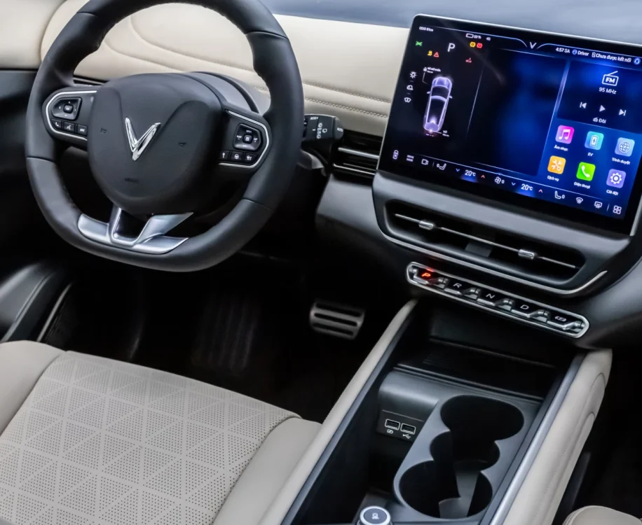 vf7-noi-that-compare-left